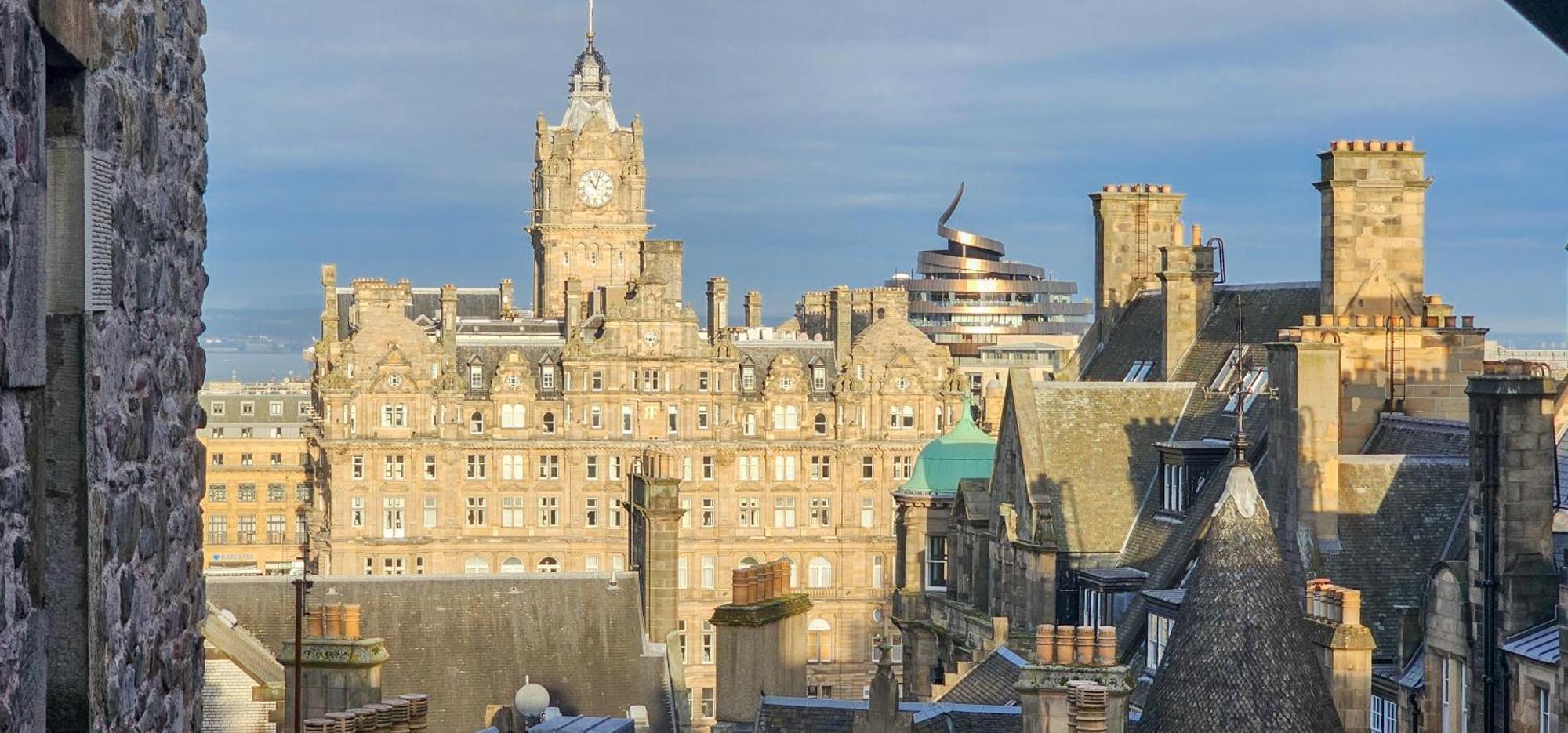 Royal Mile - Bright 2 Bedroom Apartment Edimburgo Esterno foto